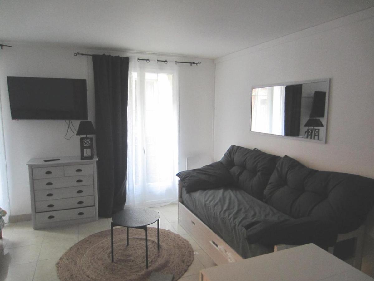 Studio Hyper Centre Avec Terrasse A 1 Rue De La Plage Et2 Apartment Dieppe Bagian luar foto